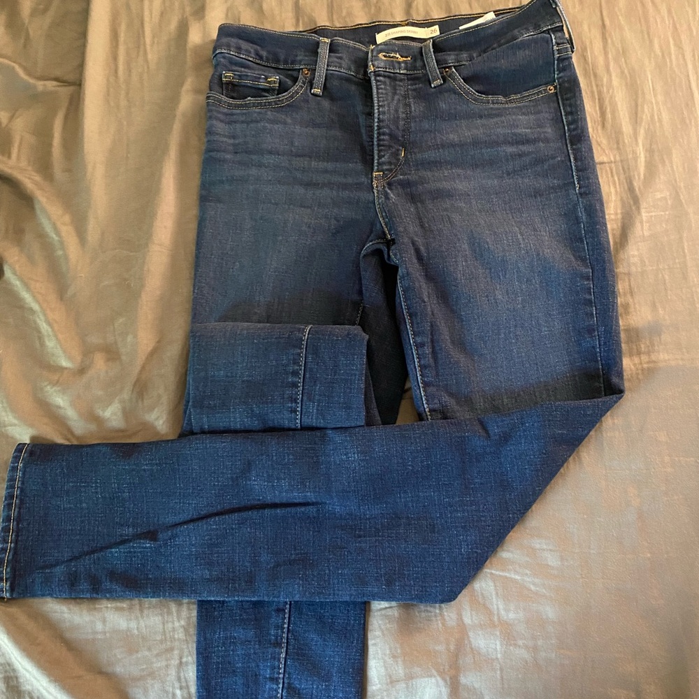 Women’s skinny jeans. Levi’s 311 shaping skinny